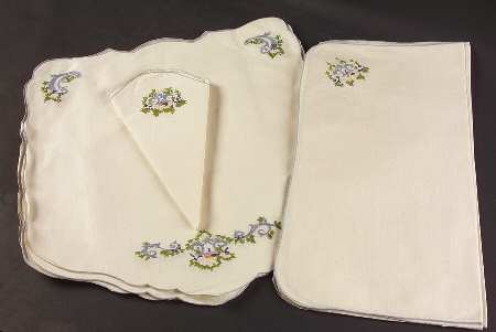 Autumn (Newer, Gold Backstamp) Linen Placemat & Napkin Set - Set of 4