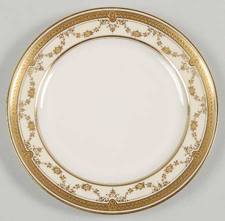B10I Ivory Luncheon Plate