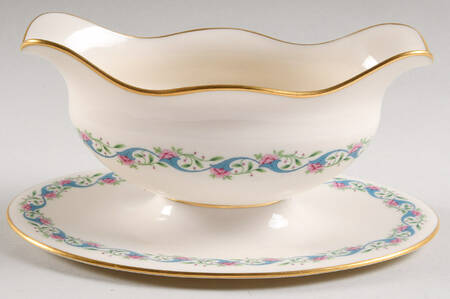 Bellefonte Gravy Boat with Attached Underplate