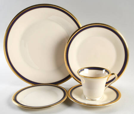 Blue Royale 5 Piece Place Setting