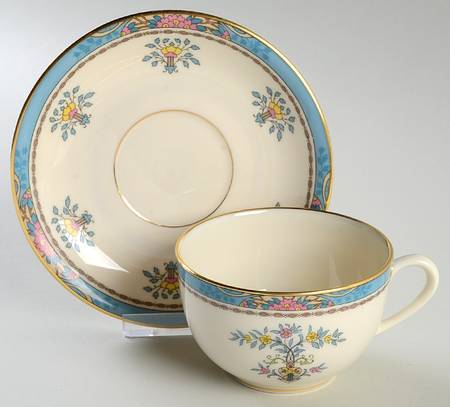 Blue Tree (Gold Trim) Oversized Cup & Saucer Set