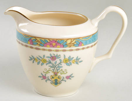 Blue Tree (Gold Trim) Creamer