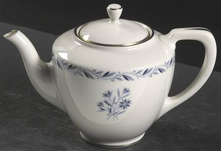 Blueridge Shape 1961 Teapot & Lid