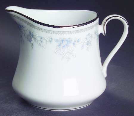 Bluets Creamer