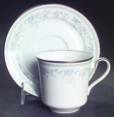 Bluets Flat Cup & Saucer Set