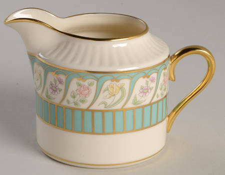 Boheme Creamer