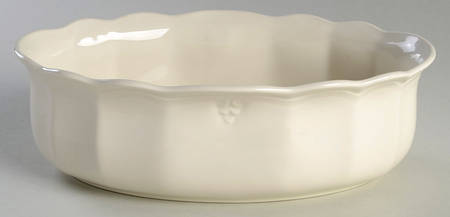Casual Elegance 9" Oval Vegetable Bowl