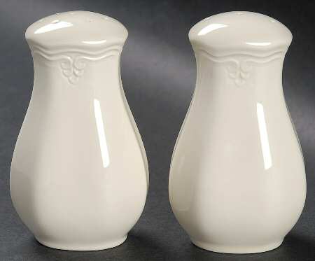 Casual Elegance Salt & Pepper Set