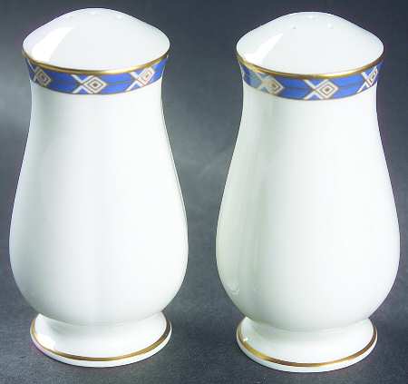 Casey Salt & Pepper Set
