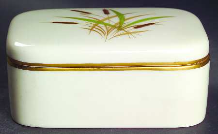 Cattail (Coupe Shape) Cigarette Box & Lid