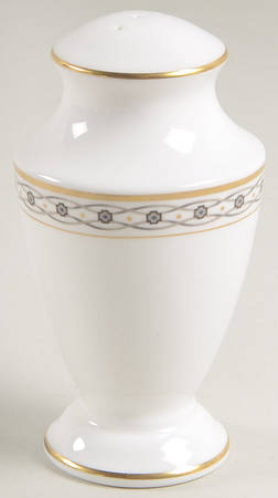 Celtic Braid Pepper Shaker