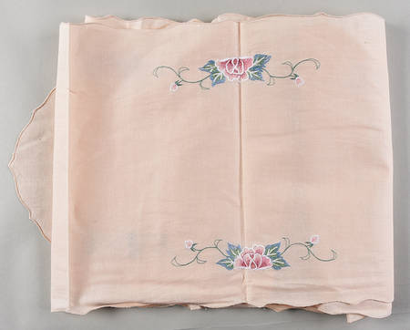 Charleston Cloth 12" x 90" Table Runner