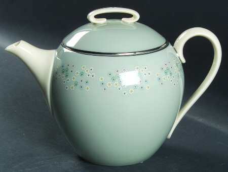 Chalet Teapot & Lid