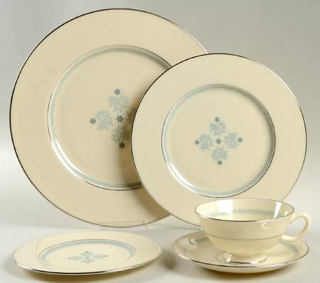 Charmaine 40 Piece Estate Set