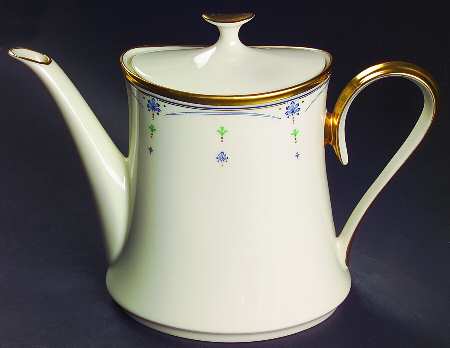 Chateau Tea/Coffee Pot & Lid