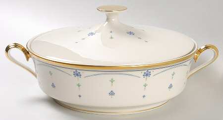 Chateau Round Covered Vegetable
