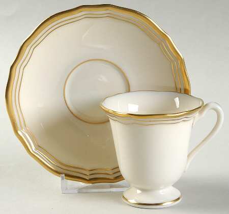 Chesterfield Gold by Lenox