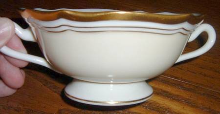 Chesterfield Gold Footed Cream Soup Bowl