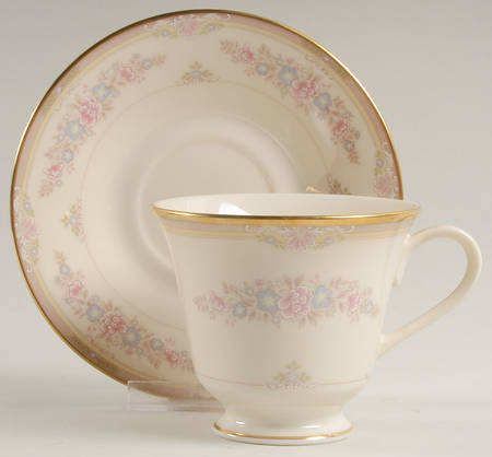 Chesapeake Footed Cup & Saucer Set