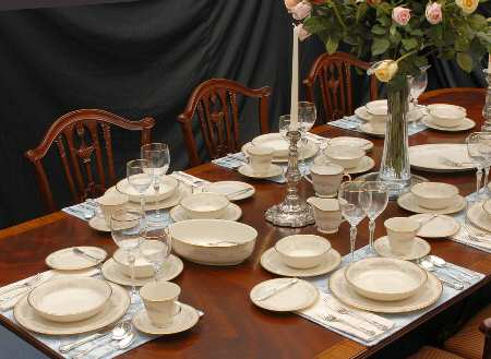 Chesapeake 63 Piece Estate Set