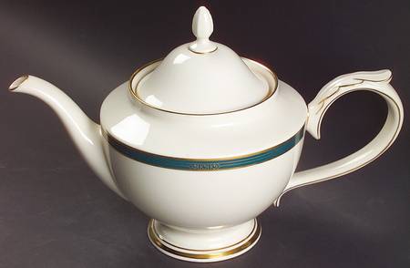 Chatham Gate Teapot & Lid