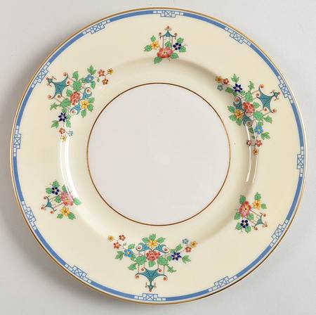 Chippendale Luncheon Plate by Lenox
