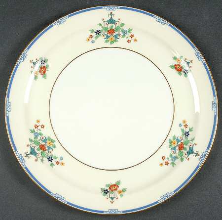 Chippendale 12" Chop Plate (Round Platter)