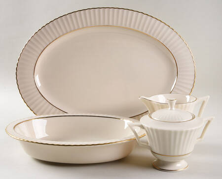 Citation Gold 5 Piece Hostess Set
