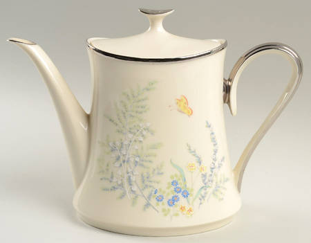 Cinderella (Newer, Platinum Trim) Tea/Coffee Pot & Lid