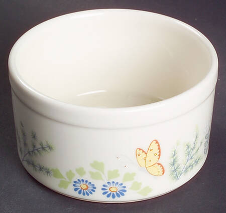 Cinderella (Newer, Platinum Trim) Oven-to-Table Ramekin