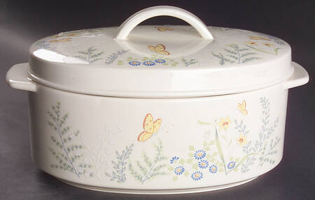 Cinderella (Newer, Platinum Trim) 2 Qt Oval Oven To Table Covered Casserole