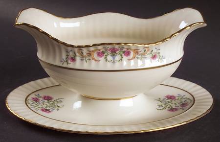 Cinderella (Old, Gold Trim) Gravy Boat with Attached Underplate