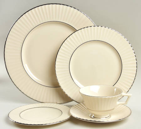 Citation Platinum 5 Piece Place Setting