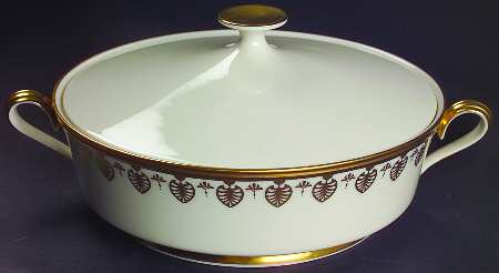 Clarion Round Covered Vegetable