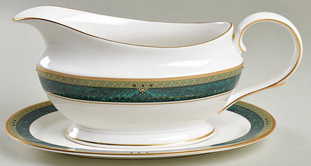 Classic Edition Gravy Boat & Underplate by Lenox