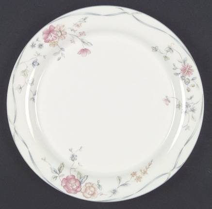 Country Cottage Courtyard Dinner Plate
