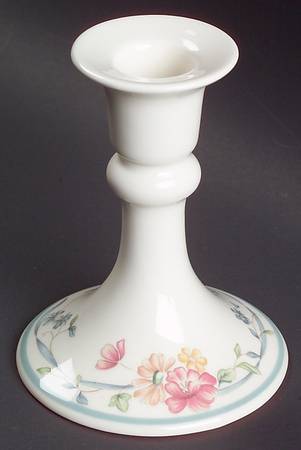 Country Cottage Courtyard Small Candlestick