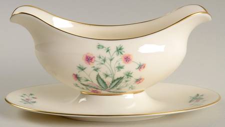 Country Garden Gravy Boat with Attached Underplate