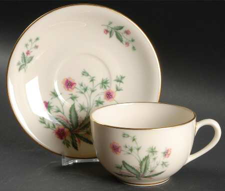 Country Garden Oversized Cup & Saucer Set