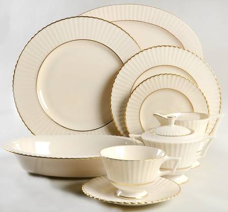 Colonnade Gold 45 Piece Starter Set