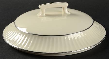 Colonnade Platinum Lid for Round Vegetable