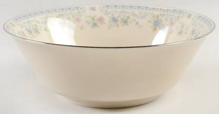 Columbine 9" Round Vegetable Bowl
