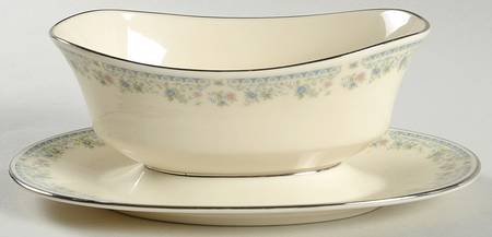 Columbine Gravy Boat with Attached Underplate