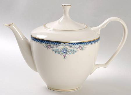 Columbia Teapot & Lid