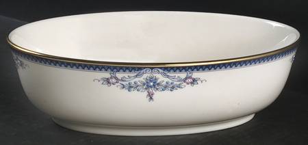 Columbia 9" Oval Vegetable Bowl