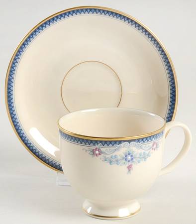 Columbia Footed Cup & Saucer Set