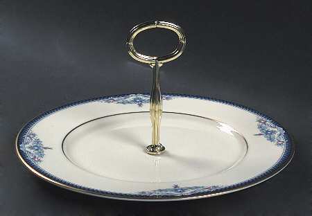 Columbia Round Serving Plate with Center Handle (Dp) Hc