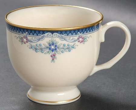 Columbia Footed Cup