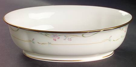 Constance 9" Oval Vegetable Bowl