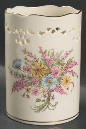 Constitution Large Pierced Votive